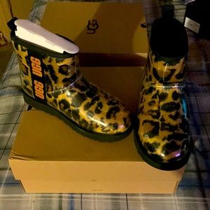 Light purple outfit crop top bagg pants